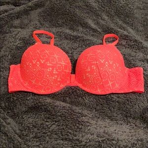 Victoria Secret Push-Up Bra 38C
